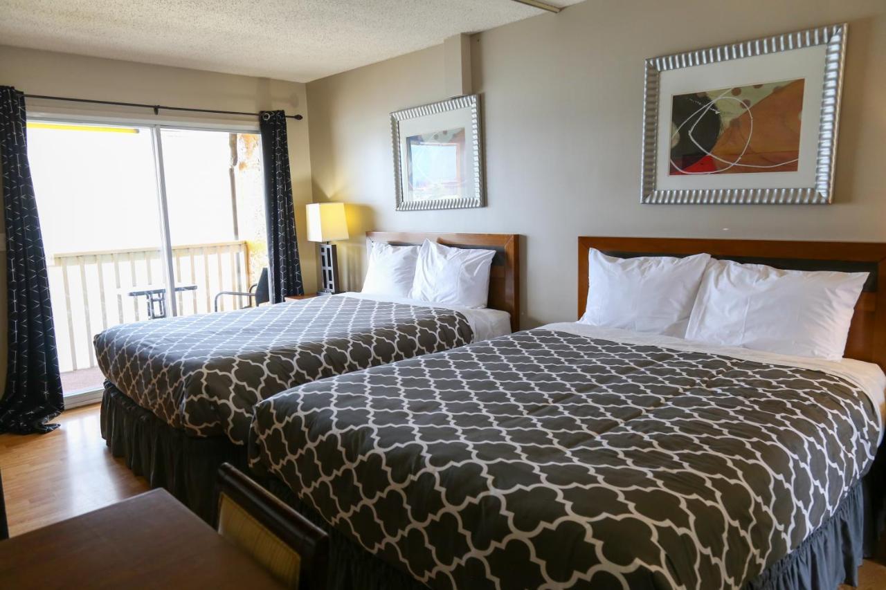Richter Pass Beach Resort Osoyoos Buitenkant foto