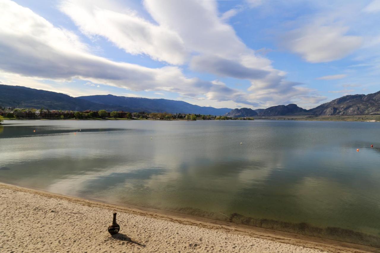 Richter Pass Beach Resort Osoyoos Buitenkant foto