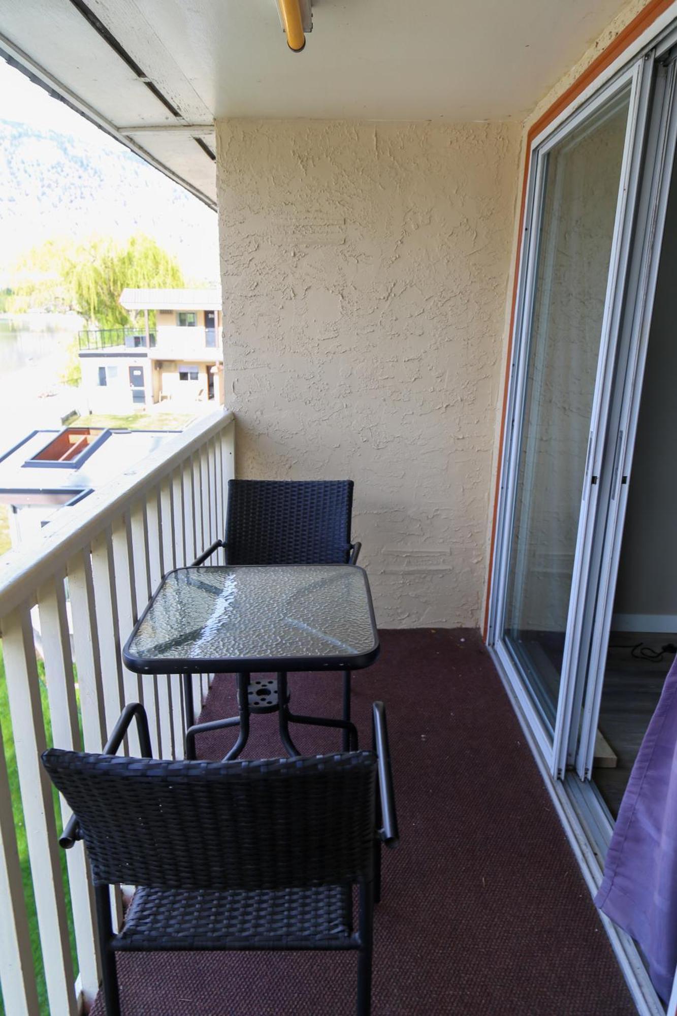 Richter Pass Beach Resort Osoyoos Buitenkant foto