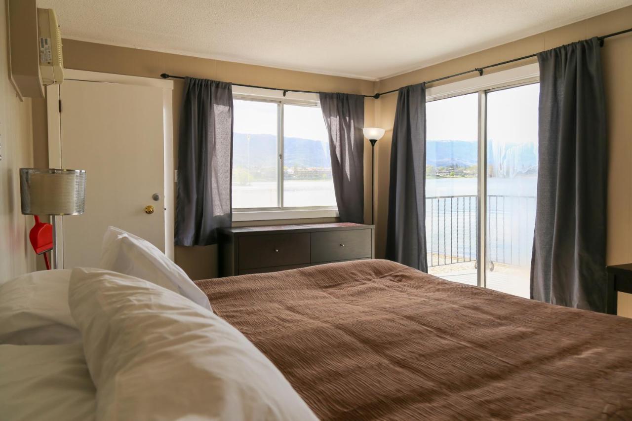 Richter Pass Beach Resort Osoyoos Buitenkant foto