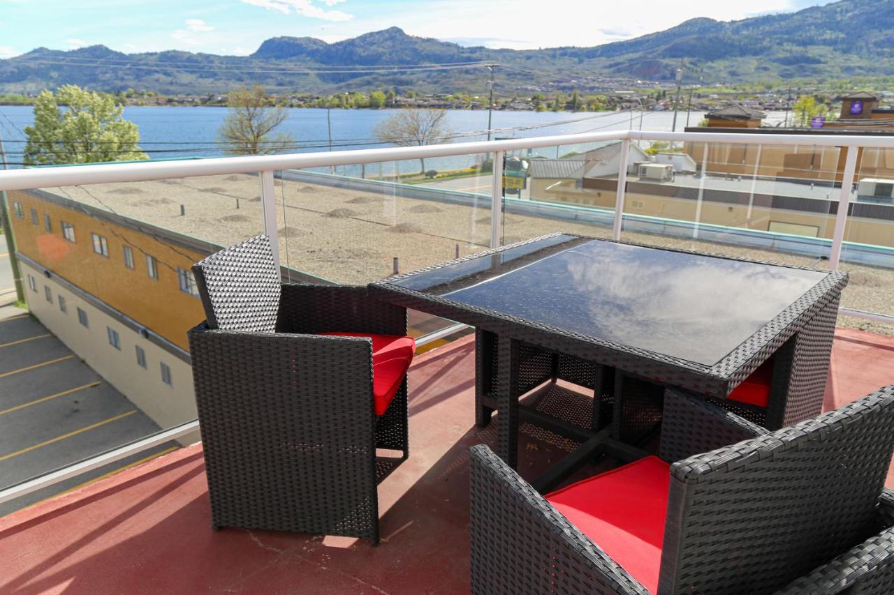 Richter Pass Beach Resort Osoyoos Buitenkant foto