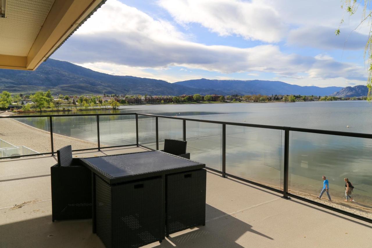 Richter Pass Beach Resort Osoyoos Buitenkant foto
