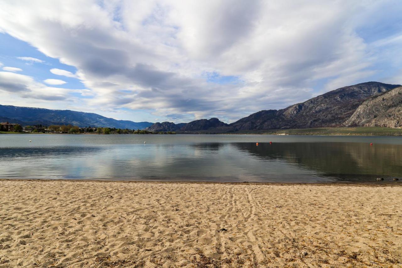Richter Pass Beach Resort Osoyoos Buitenkant foto