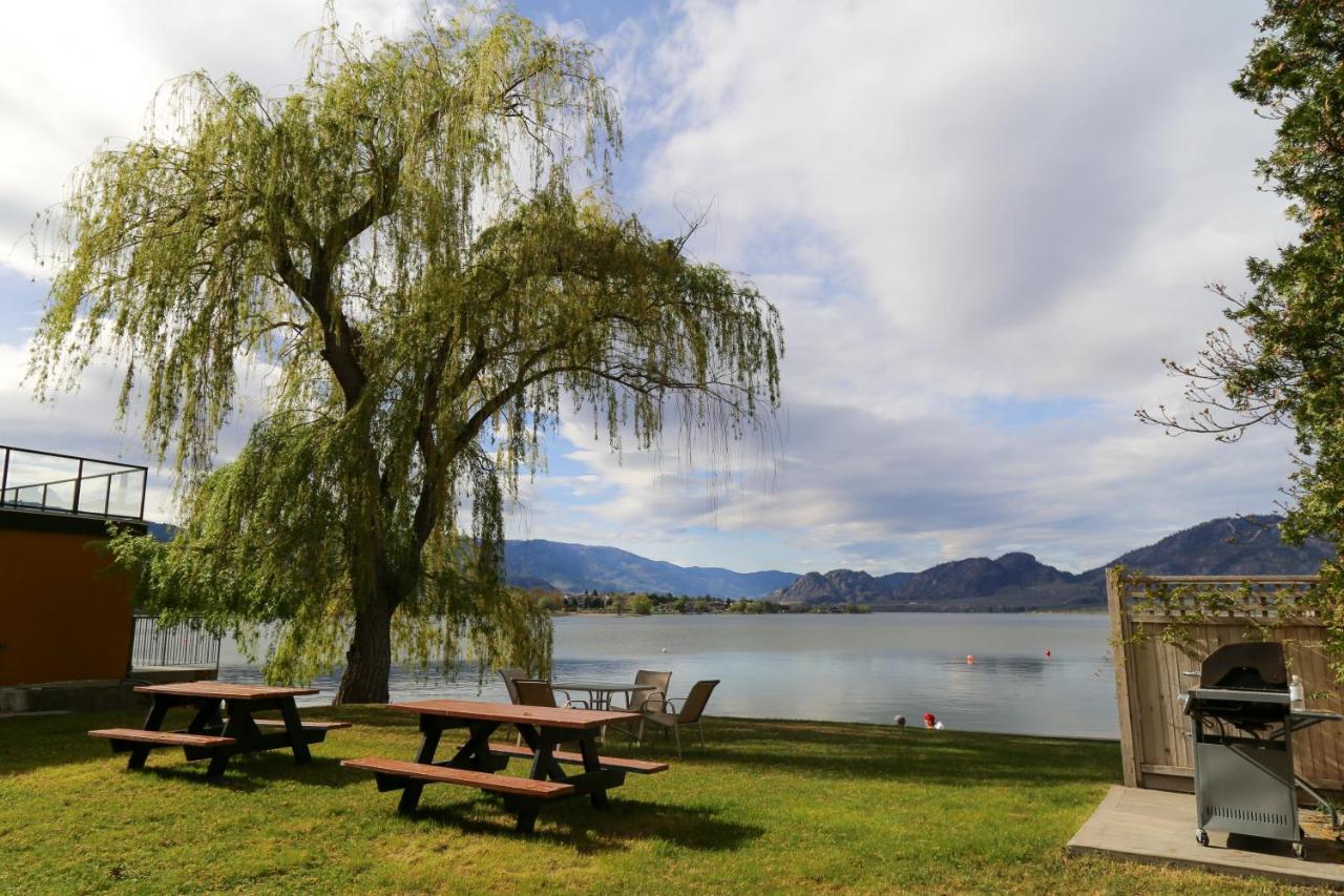Richter Pass Beach Resort Osoyoos Buitenkant foto