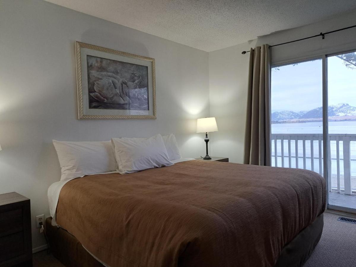Richter Pass Beach Resort Osoyoos Buitenkant foto